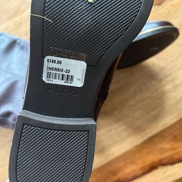 COPY - Brand new fine leather and lamb skin leather Aldo boots size 6 - Picture 5 of 9